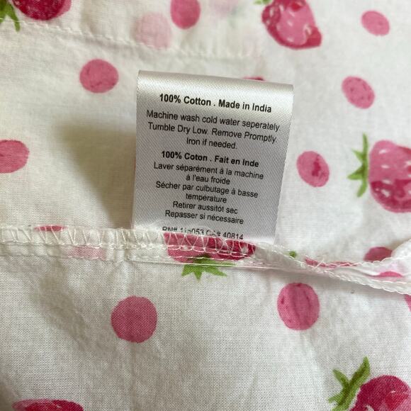 Mahogany Short Robe Sz M White Cotton Strawberry Print Belted Knee Length Cute - Picture 12 of 12